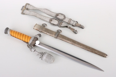 M35 Heer officer's dagger with hangers and portepee - Hörster