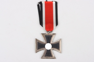 1939 Iron Cross 2nd Class - L/11 (double maker's mark)