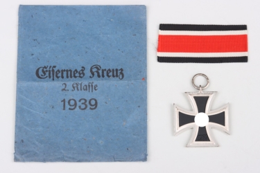 1939 Iron Cross 2nd Class in case - 100 (mint)