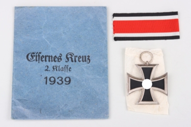 1939 Iron Cross 2nd Class with bag - 65