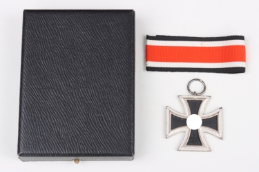 1939 Iron Cross 2nd Class in case - 13