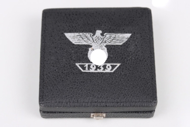 Case for the 1939 Clasp to the Iron Cross 1st Class 1914