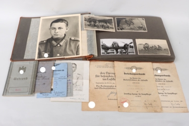 Kampfgeschwader 27 "Boelcke“ document grouping - Luftwaffe Honor Goblet winner
