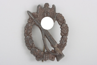 Infantry Assault Badge in Silver "WH"
