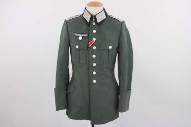 Heer Inf.Rgt.2 field tunic for a Leutnant