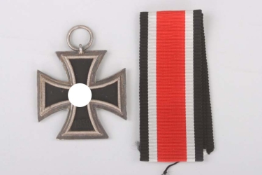 1939 Iron Cross 2nd Class - 24 + letter or oak