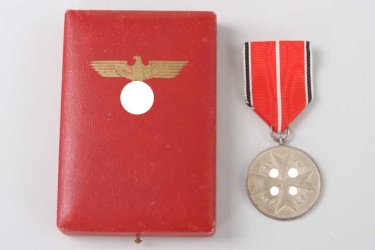 Merit Medal of the German Eagle Order with case