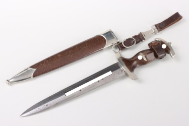 Early M33 SA Service Dagger "Sw" with 3-piece hanger - Aesculap