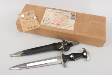 M33 SS Service Dagger "I" with vertical dagger hanger - 120/34 (with shipping box)