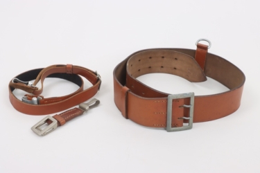 Wehrmacht 2-claw belt for officers with shoulder strap