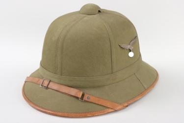 Luftwaffe tropical pith helmet - "DRL 1942"