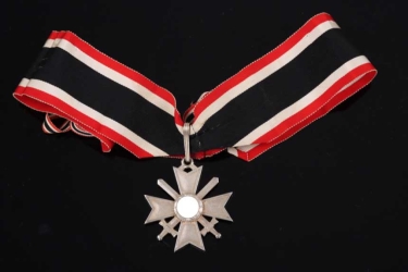 Knight's Cross of the War Merit Cross with Swords, Deschler "1", "900"