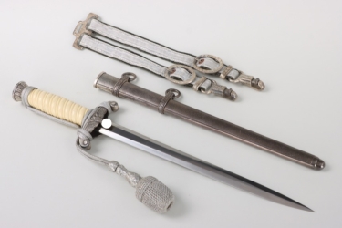 M35 Heer officer's dagger to Dr. Nolle with hangers and portepee - Eickhorn