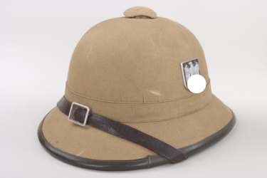Wehrmacht captured Tropical pith helmet