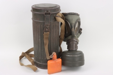 Wehrmacht gas mask M38 with canister and skin decontamination bottle