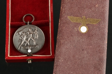 Austria Anschluss medal 13. March 1938 in case of issue