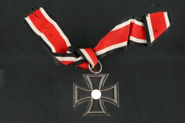 Iron Cross 2nd Class 1939 - 27