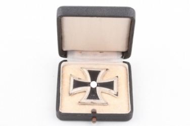 1939 Iron Cross 1st Class W&L in case of issue