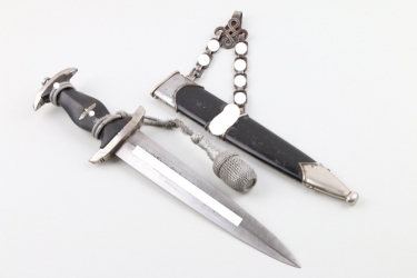 SS chained Service Dagger 