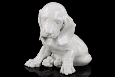 Allach porcelain No.2 - Young Dachshund sitting