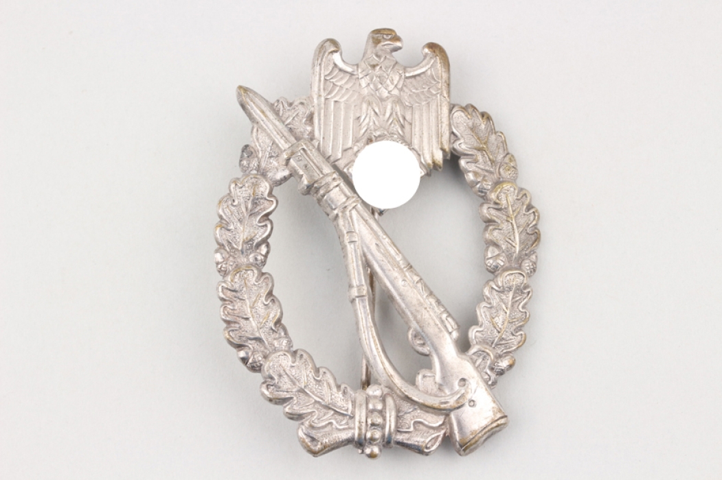 Infantry Assault Badge in silver (tombak) 