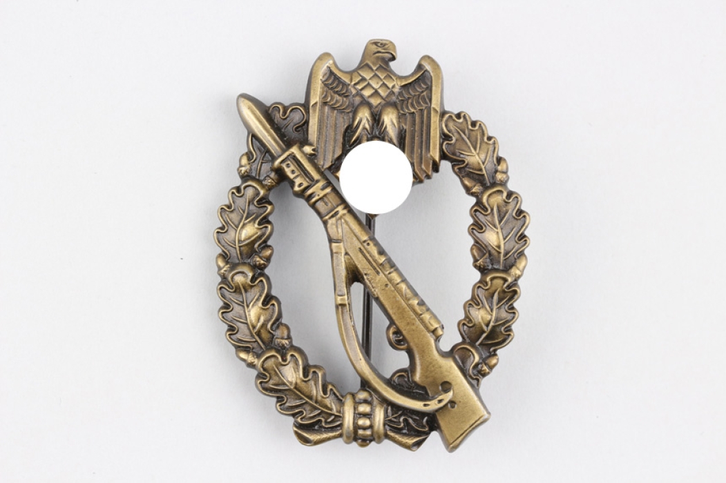 Infantry Assault Badge in bronze (hollow) 