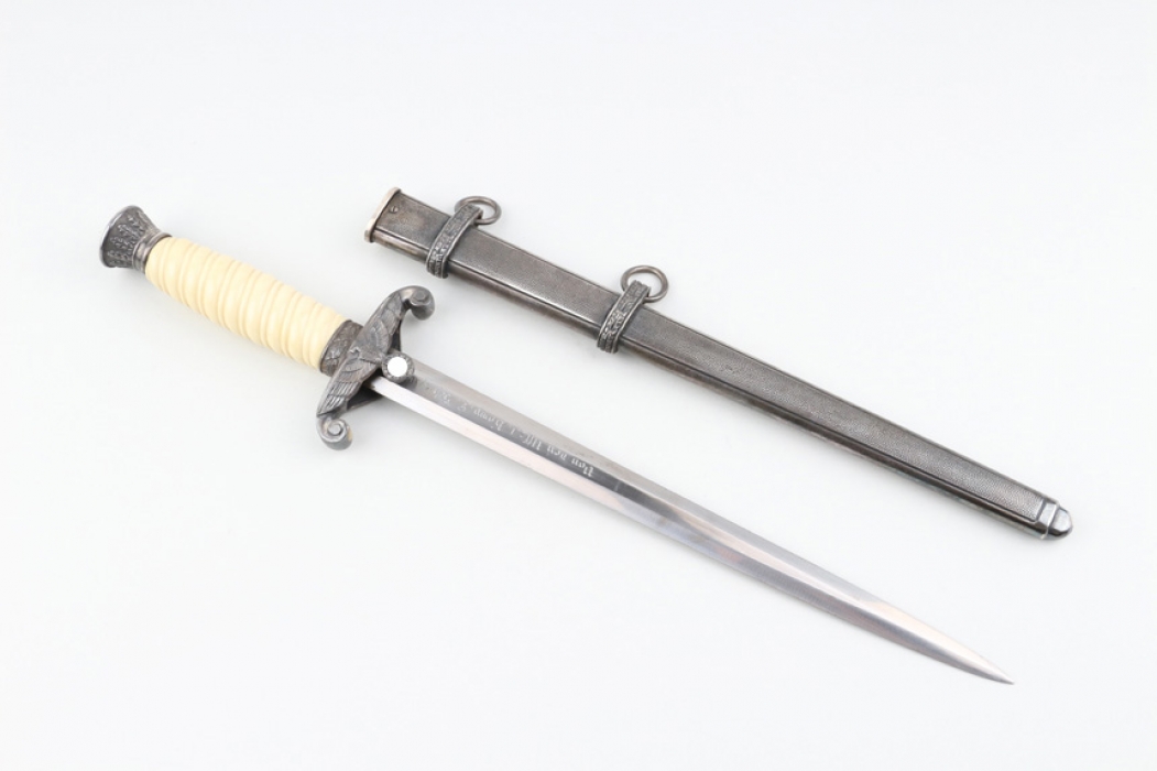 Heer Officers Dagger with engraved blade WKC 