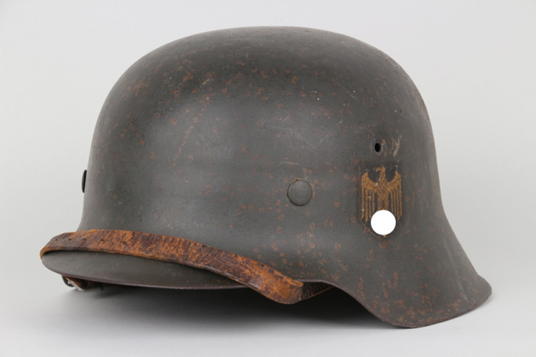 Heer M42 single decal helmet EF64