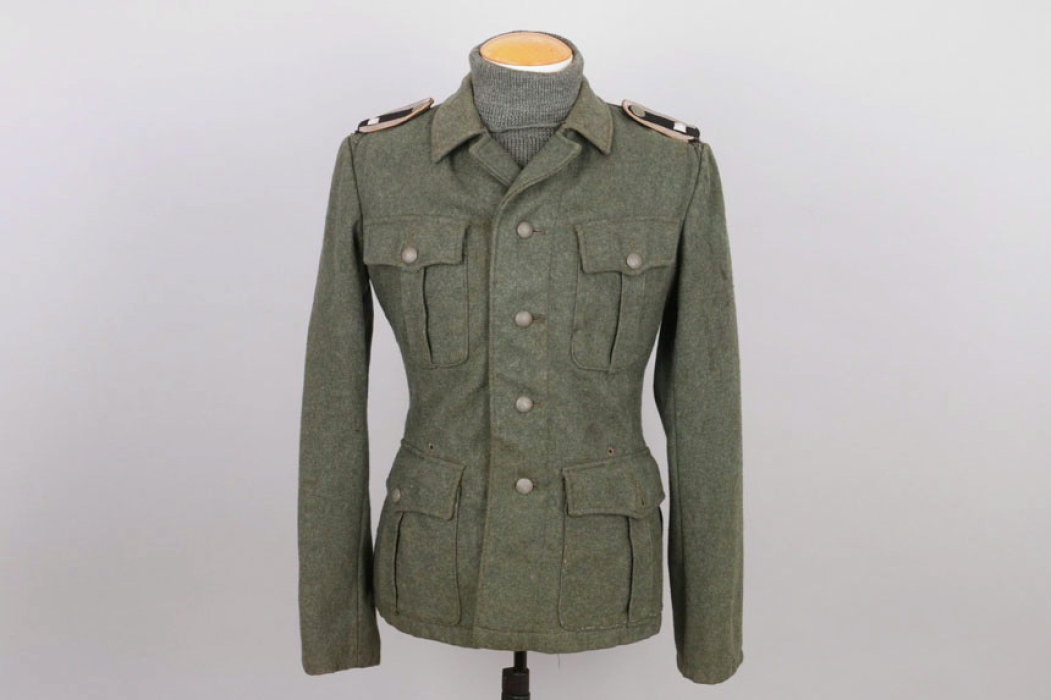 M40 tunic for an SS-Oberscharführer 