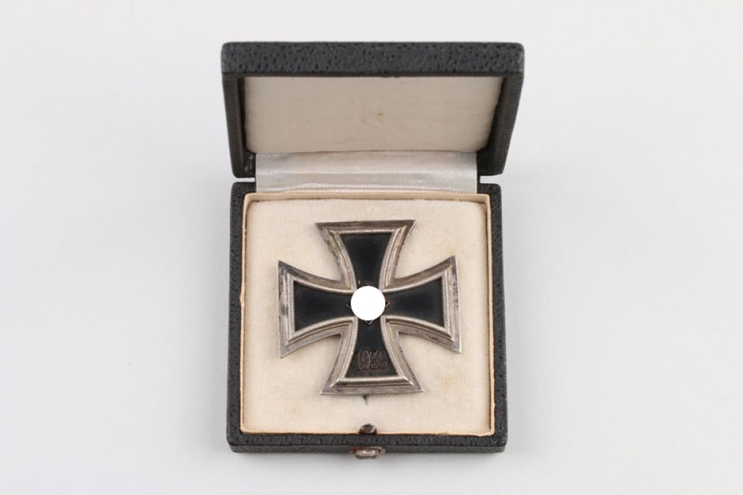 1939 Iron Cross 1st Class (Mayer) in case 