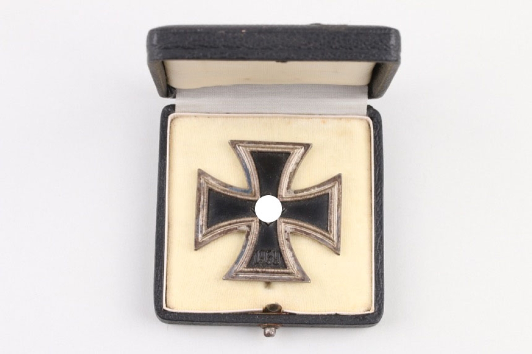 1939 Iron Cross 1st Class in case 