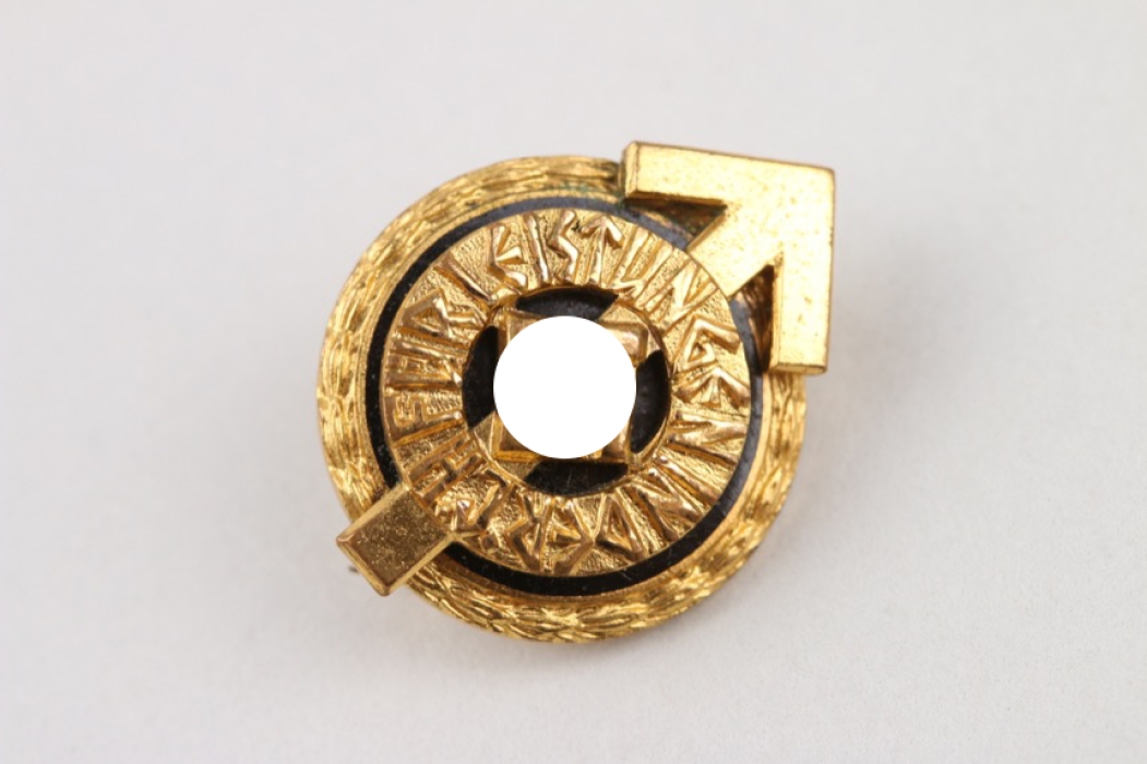 Miniature to HJ leader's Sports Badge - M 1/101