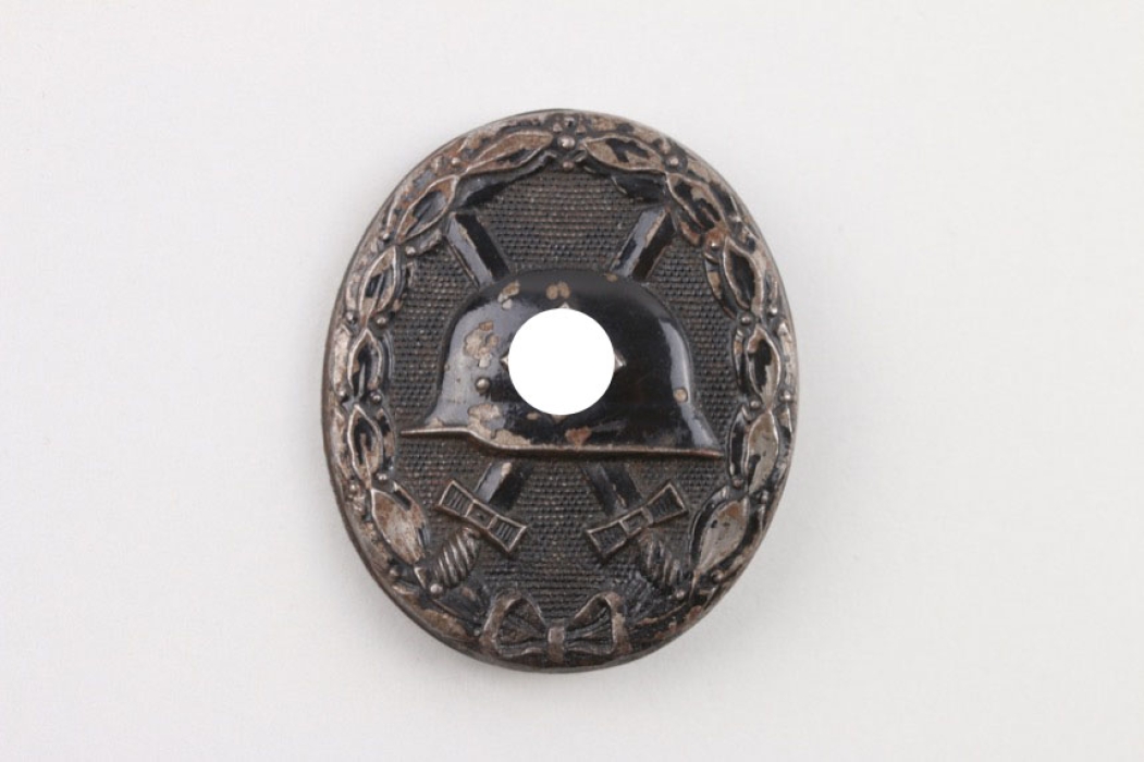 Wound Badge in black - Deschler (iron)