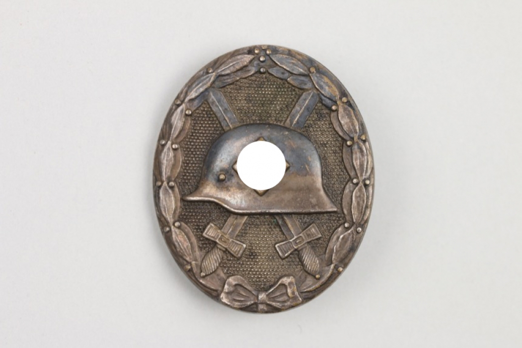 Wound Badge in silver - 30 marked (tombak) 