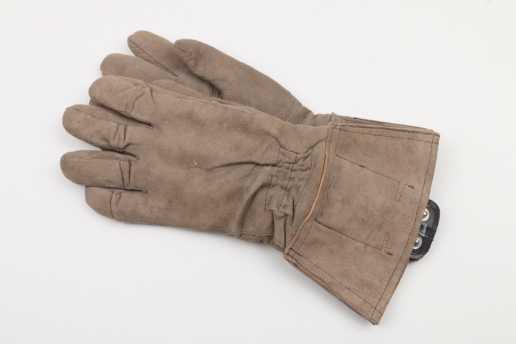 Luftwaffe heated flight gloves