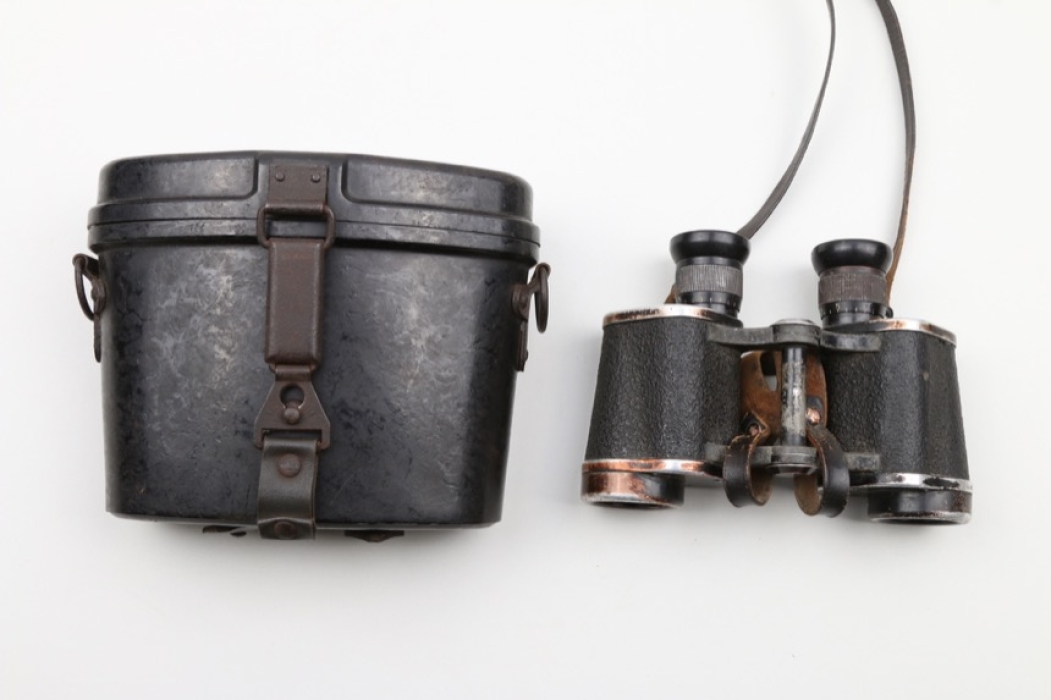 Wehrmacht 6x30 binoculars in bakelit case