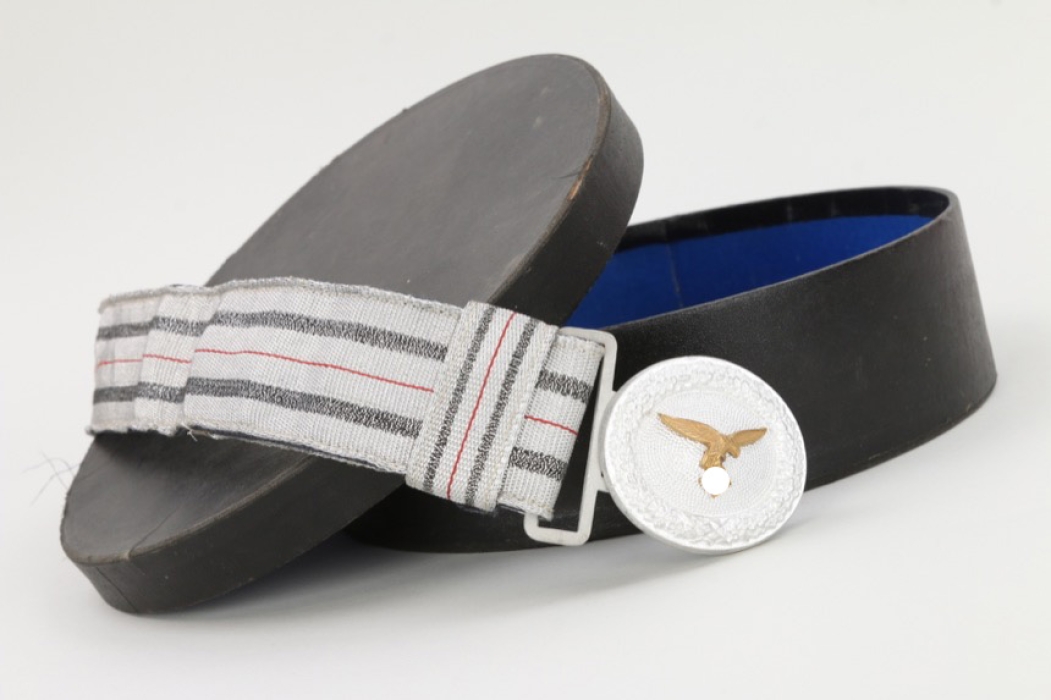Luftwaffe officer's parade buckle & belt in case