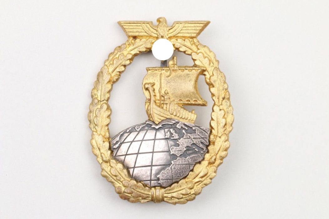 Auxiliary War Cruiser Badge