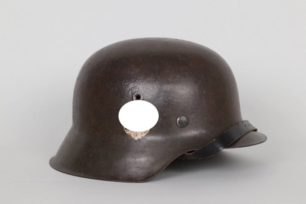 Waffen-SS M42 single decal helmet