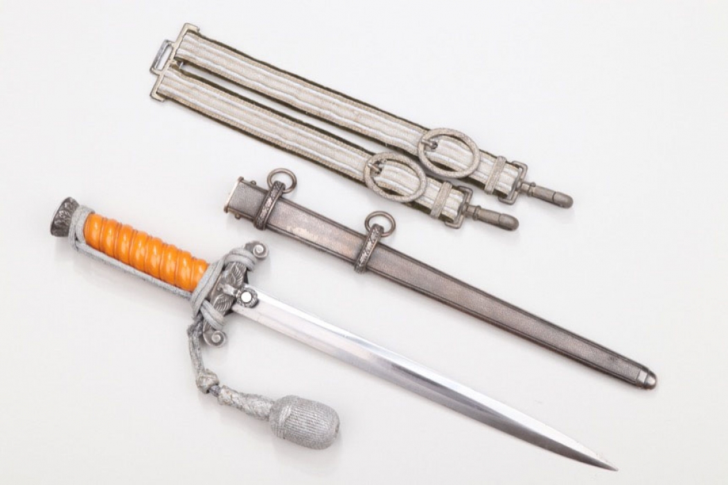 Heer officer's dagger "Siegfried" with hangers and portepee