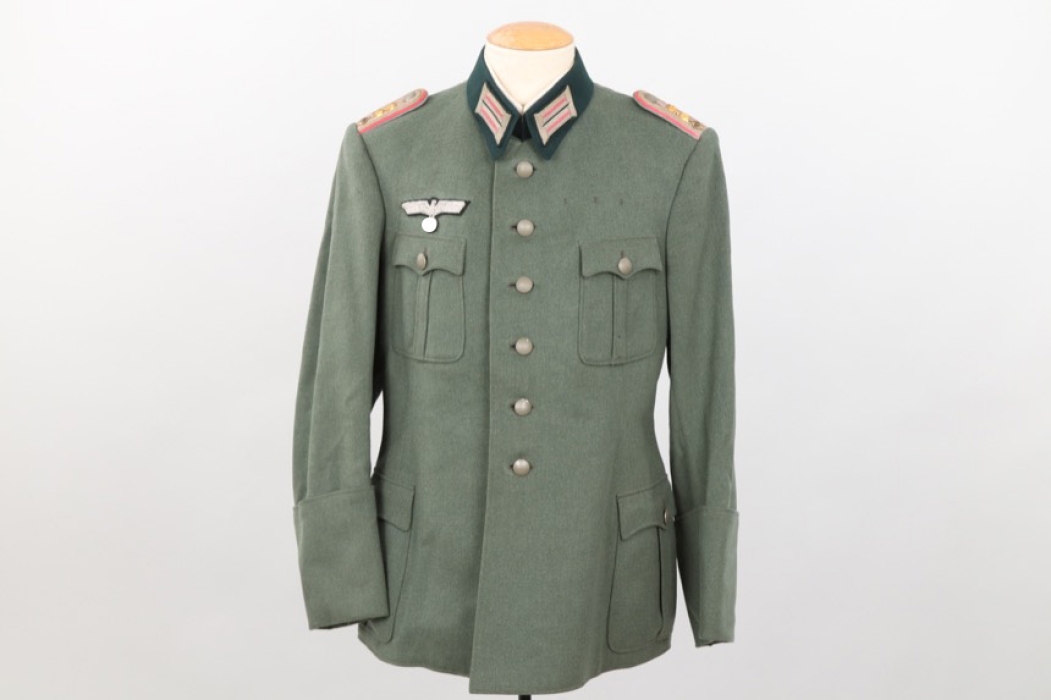 Heer Pz.Jäg.Abt.17 field tunic for an Oberleutnant