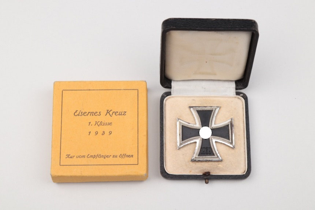 1939 Iron Cross 1st Class "26" in case with outer carton
