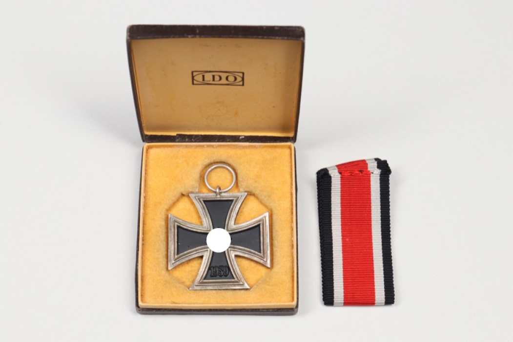 1939 Iron Cross 2nd Class with LDO case - L/58