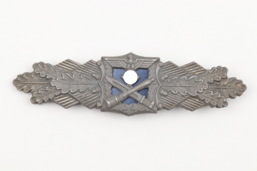 SS-Ostuf. Hubbes - Close Combat Clasp in silver