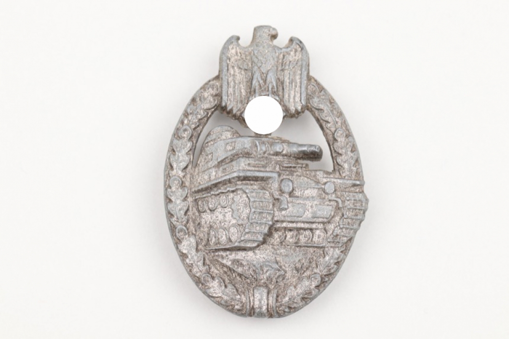 Tank Assault Badge in silver - hollow