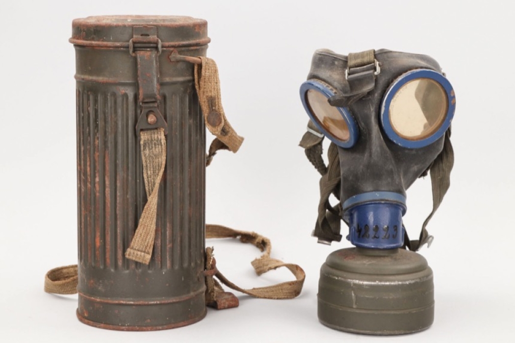 Named Wehrmacht gas mask in can