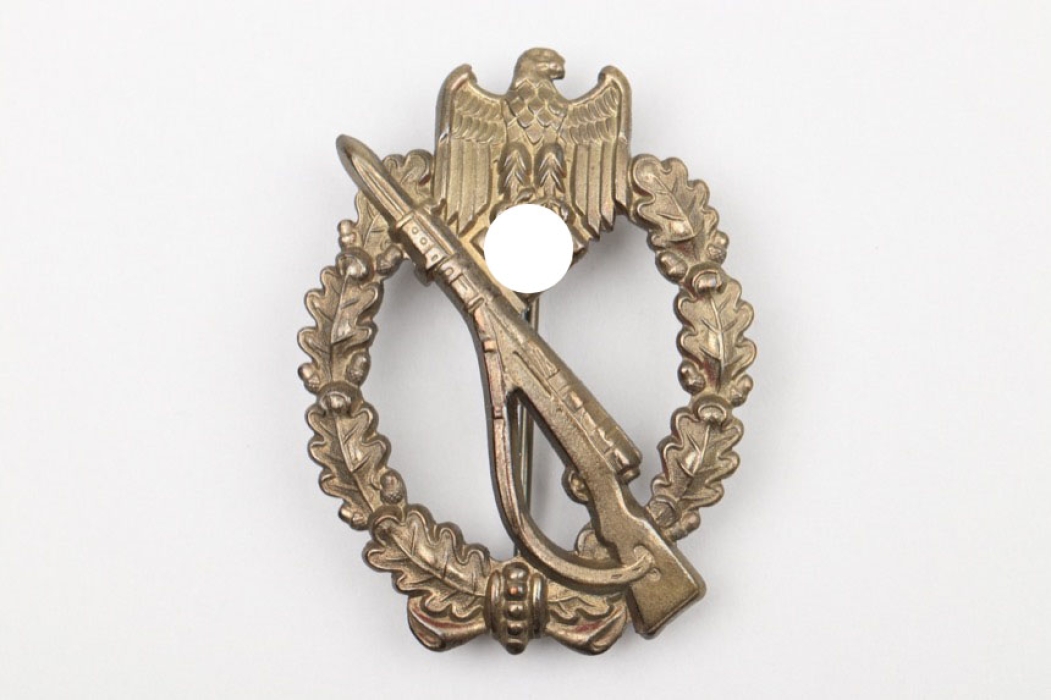 Infantry Assault Badge in bronze - hollow