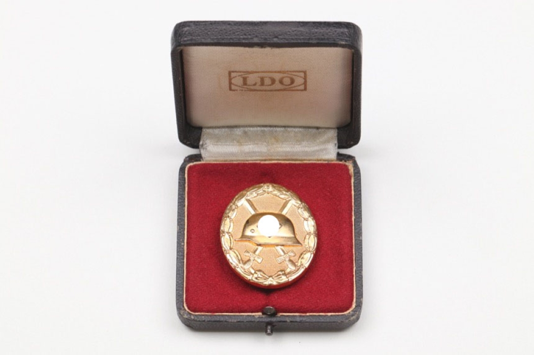 Wound Badge in gold (30) in LDO case