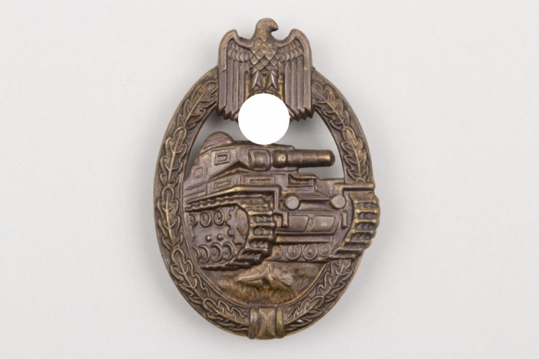 Tank Assault Badge in bronze - tombak