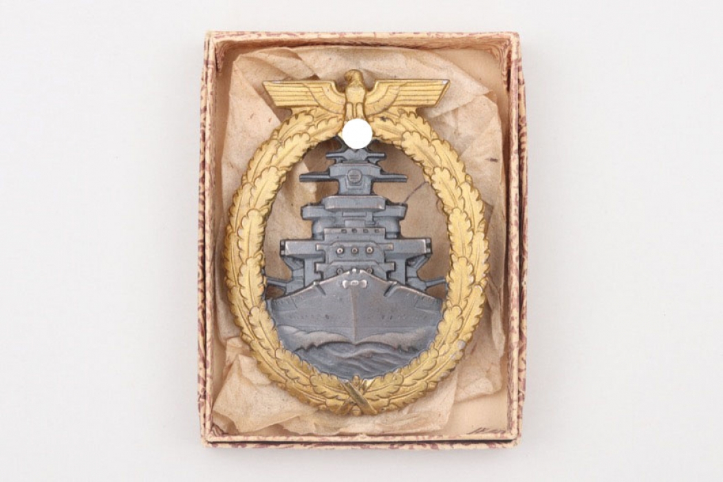 High Seas Fleet Badge in case - Schwerin